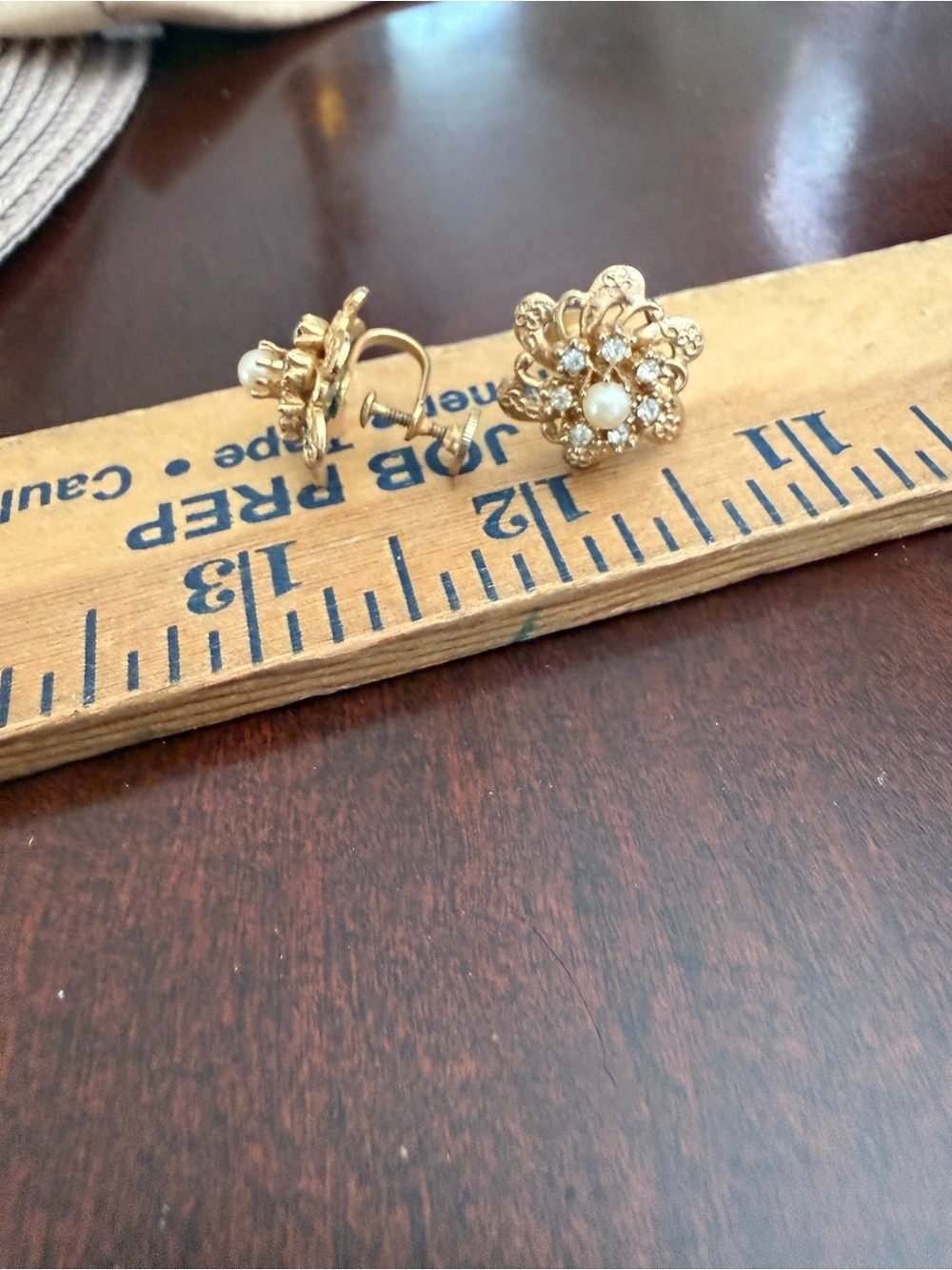 Vintage Screwback Earrings - Picture 2 of 2